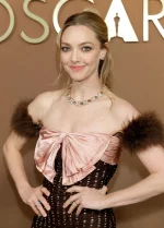 AmandaSeyfried1007.webp AmandaSeyfried1007.webp